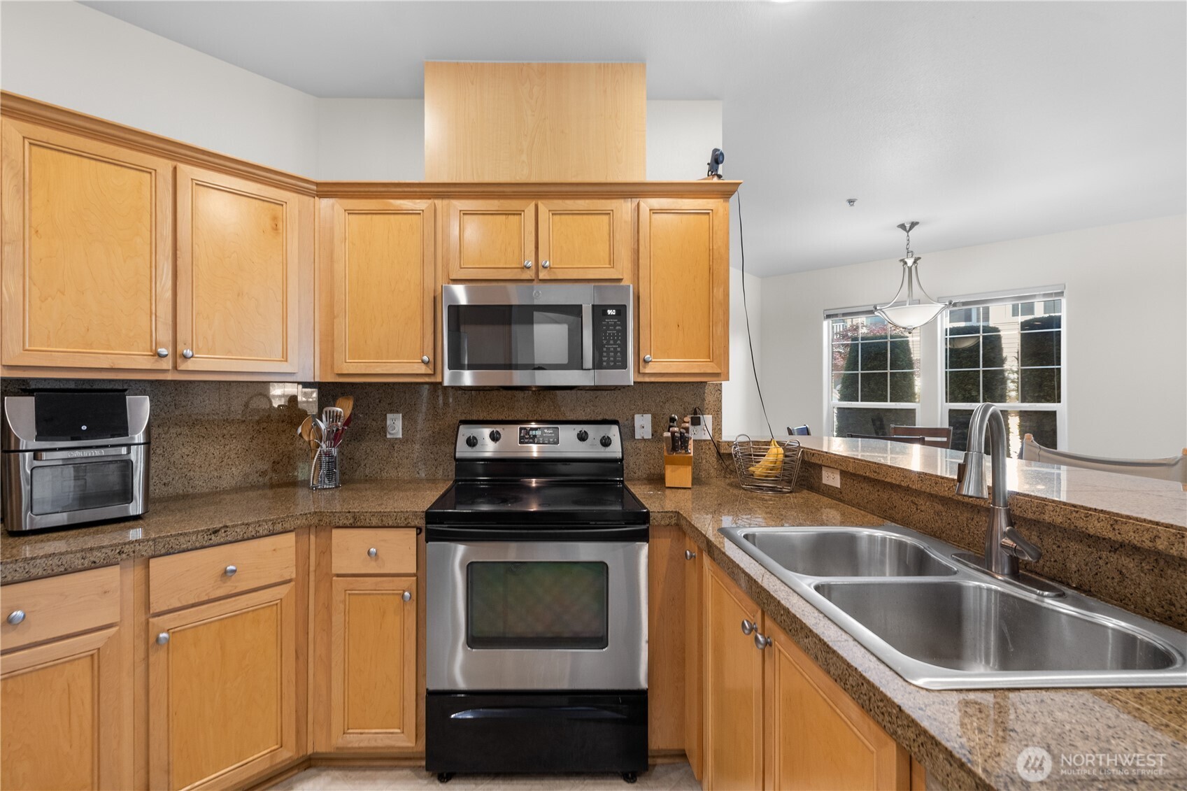 22627 NE Alder Crest Drive #102, Redmond, WA 98053