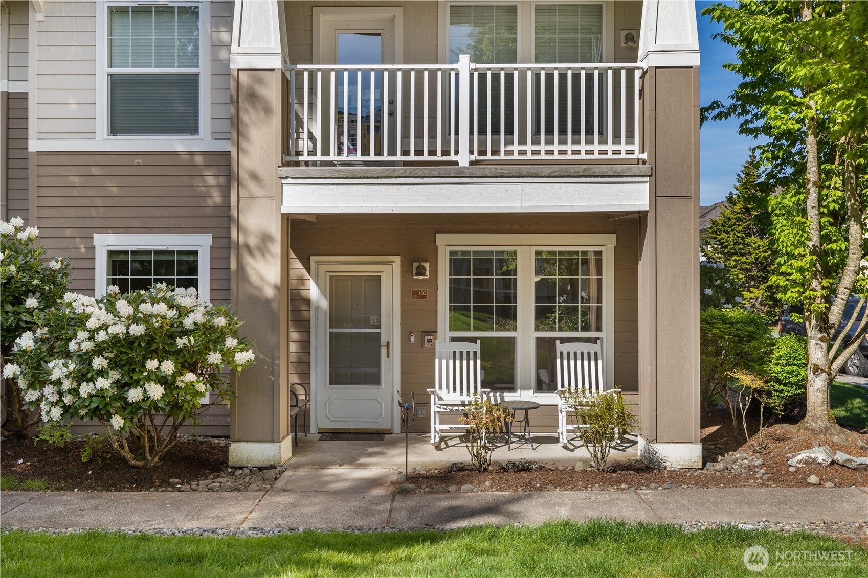 22627 NE Alder Crest Drive #102, Redmond, WA 98053