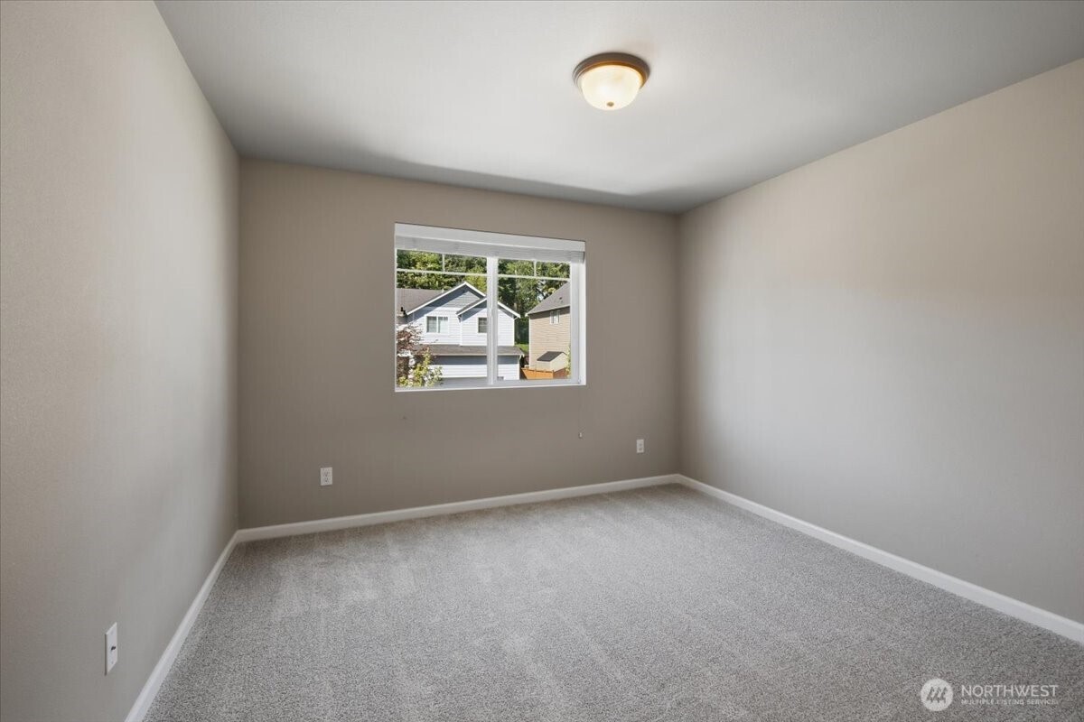 25916 168th Place SE, Covington, WA 98042