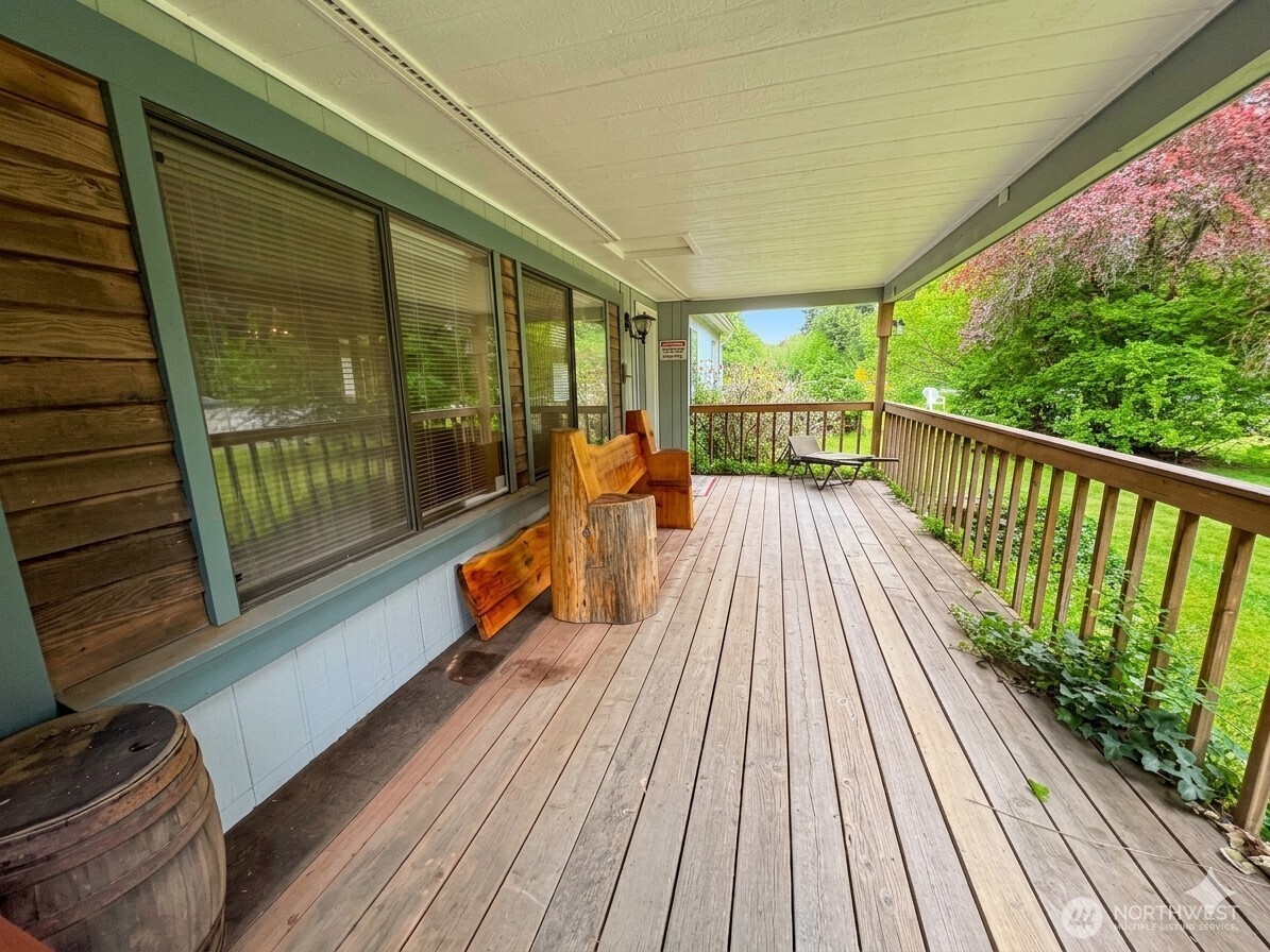9647 Case Road SW, Olympia, WA 98512