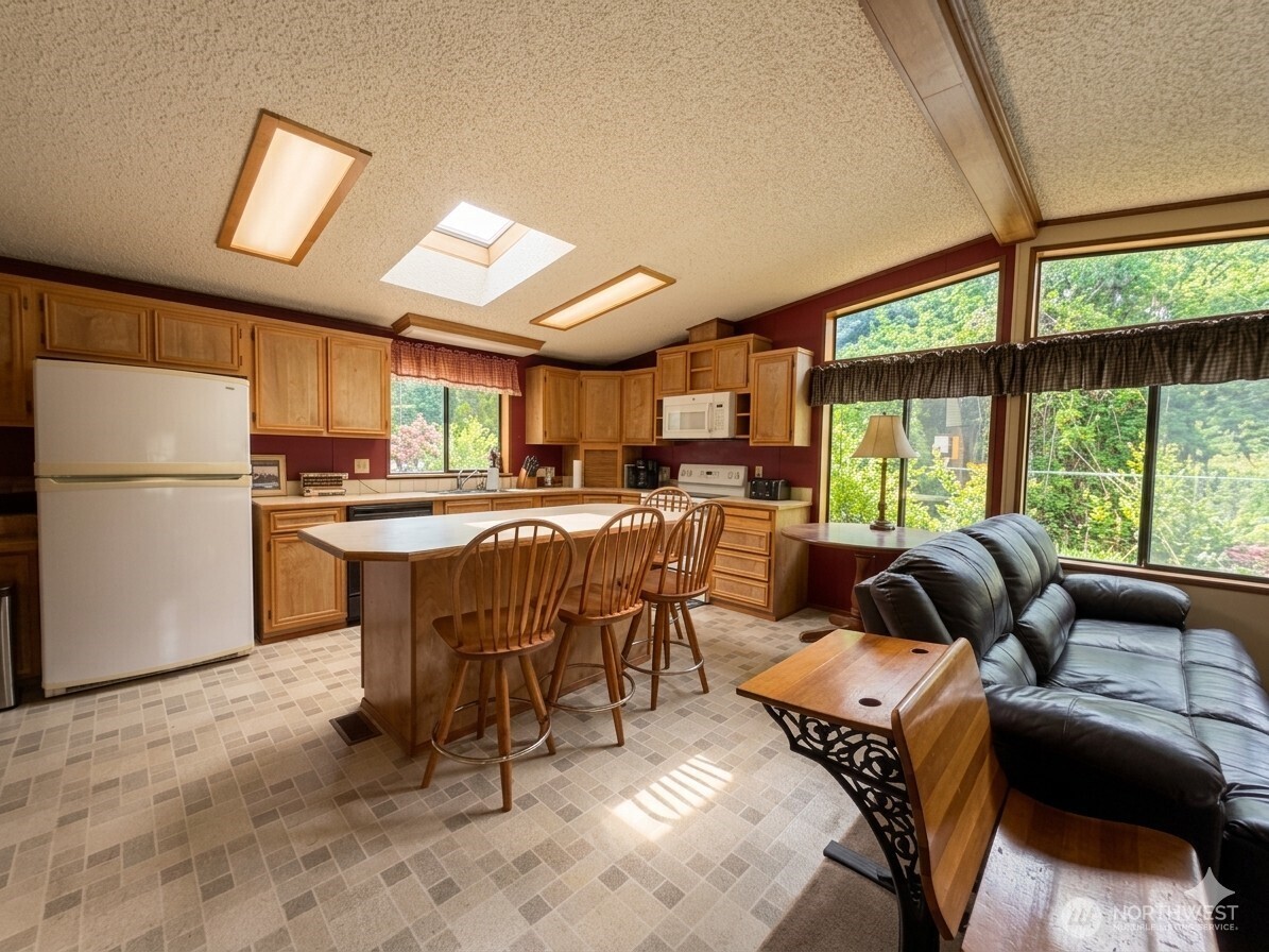 9647 Case Road SW, Olympia, WA 98512