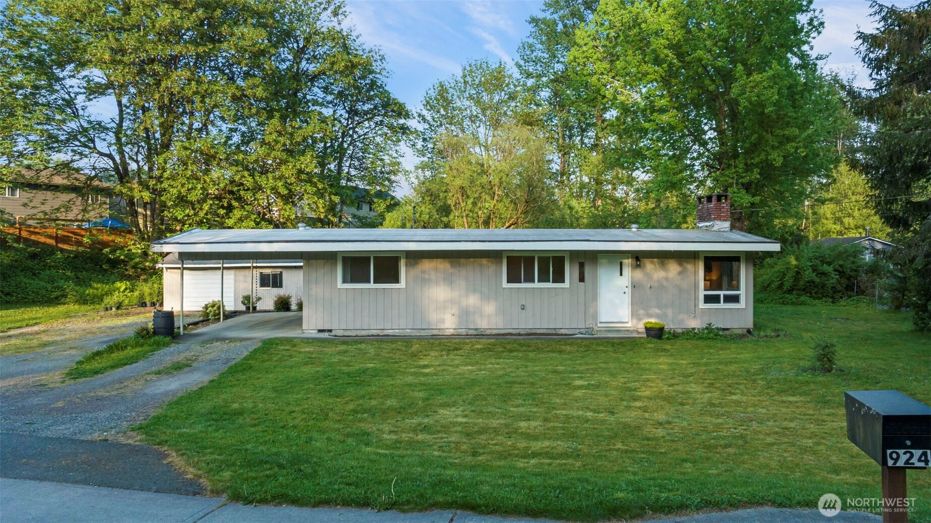 924 1st Street , Sultan, WA 98294