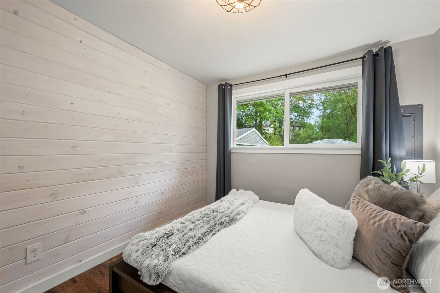 924 1st Street , Sultan, WA 98294