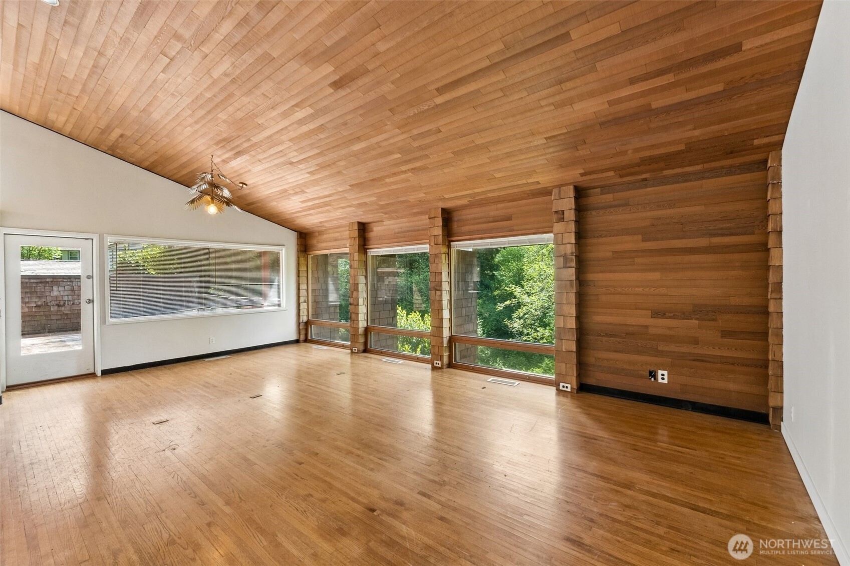 10702 Hill Terrace SW Terrace SW, Lakewood, WA 98498