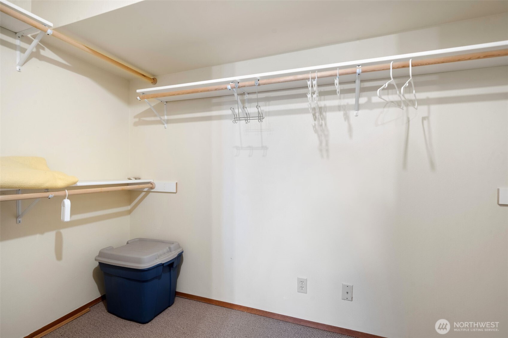 31698 Sunrise Beach Court NE, Kingston, WA 98346