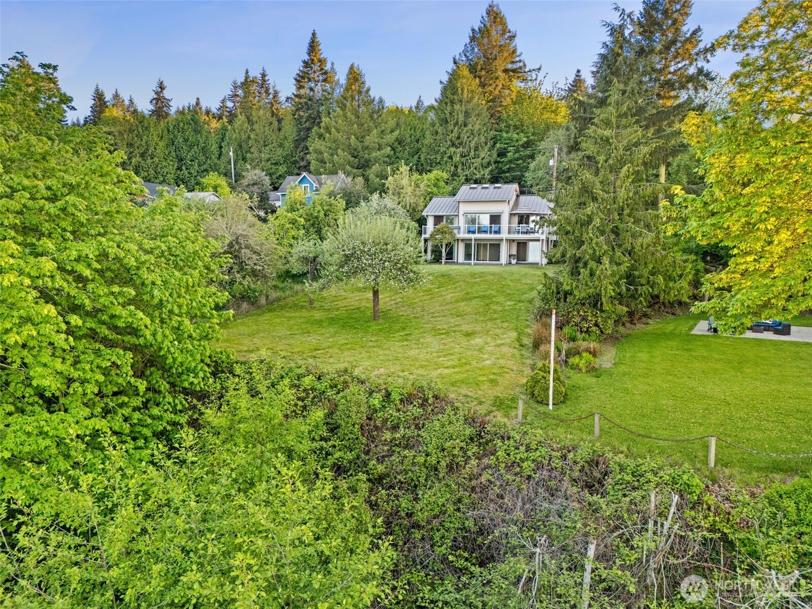 31698 Sunrise Beach Court NE, Kingston, WA 98346