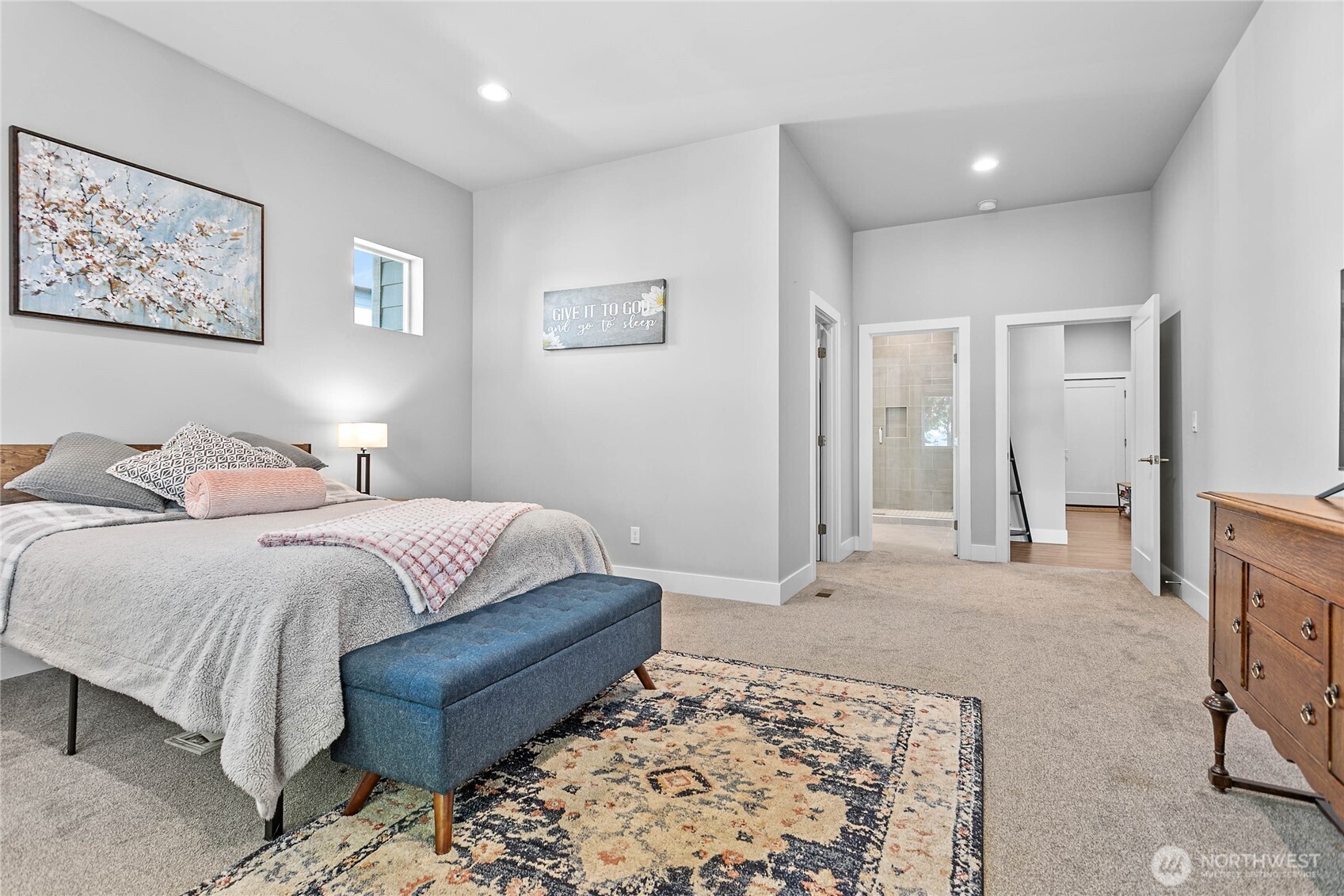 5544 Whitehorn Way , Blaine, WA 98230