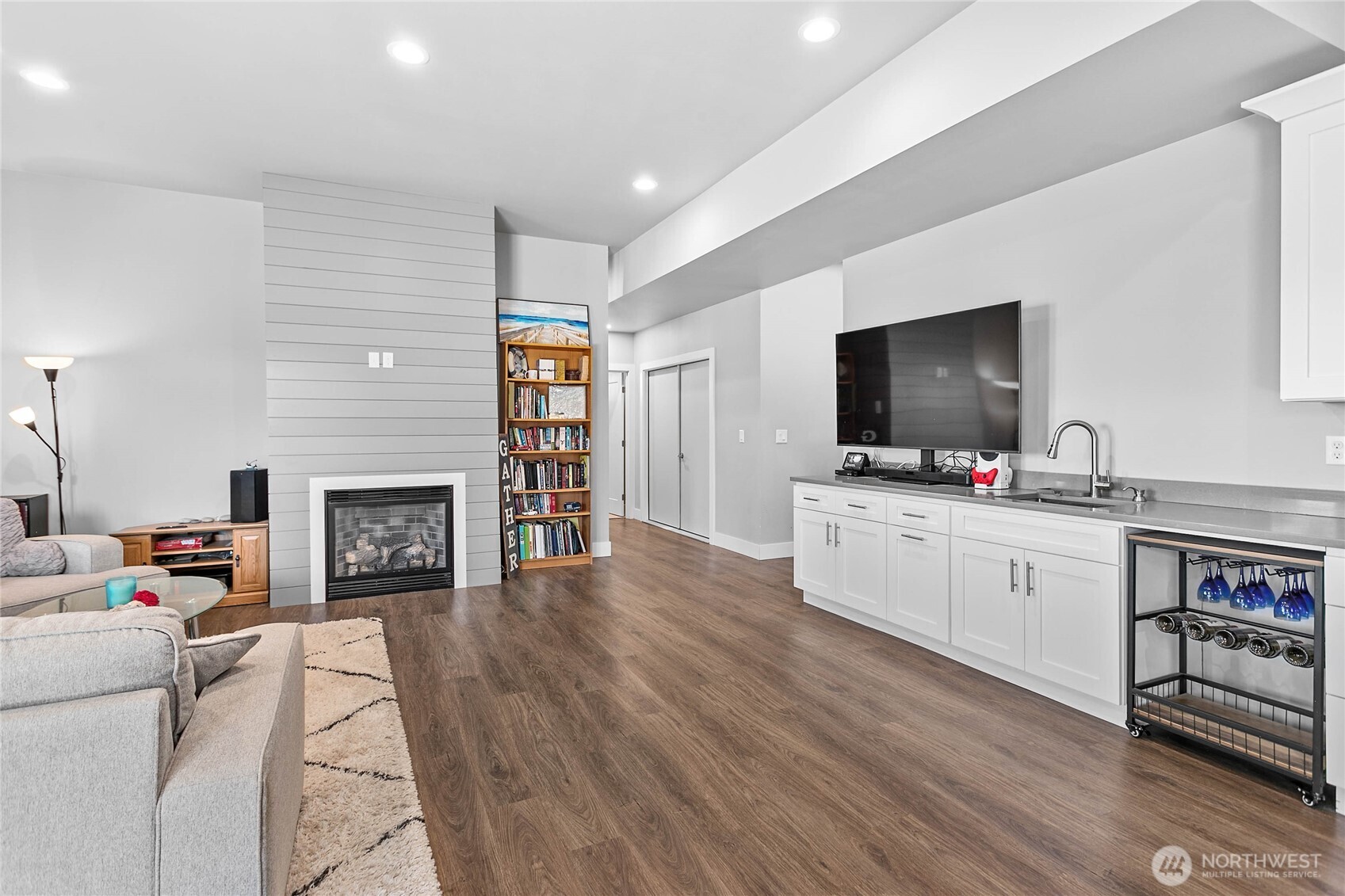 5544 Whitehorn Way , Blaine, WA 98230