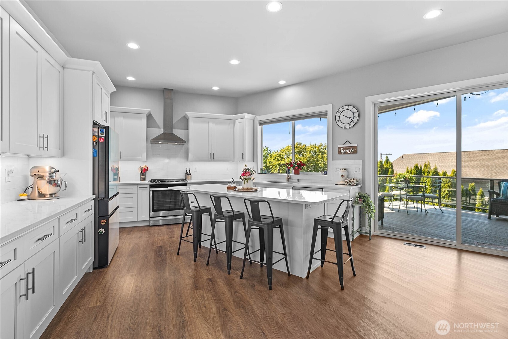 5544 Whitehorn Way , Blaine, WA 98230