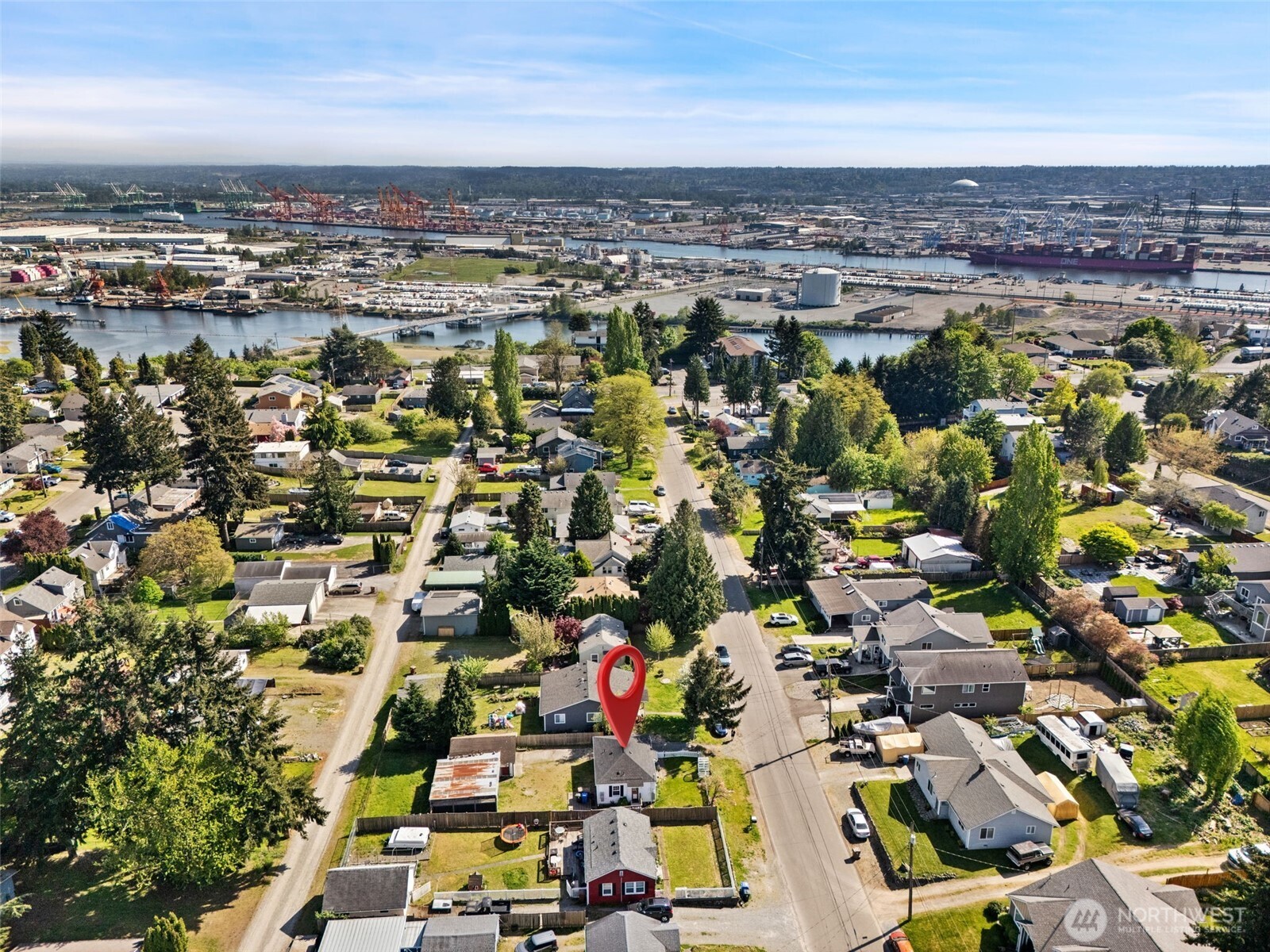 2947 38th Avenue NE, Tacoma, WA 98422