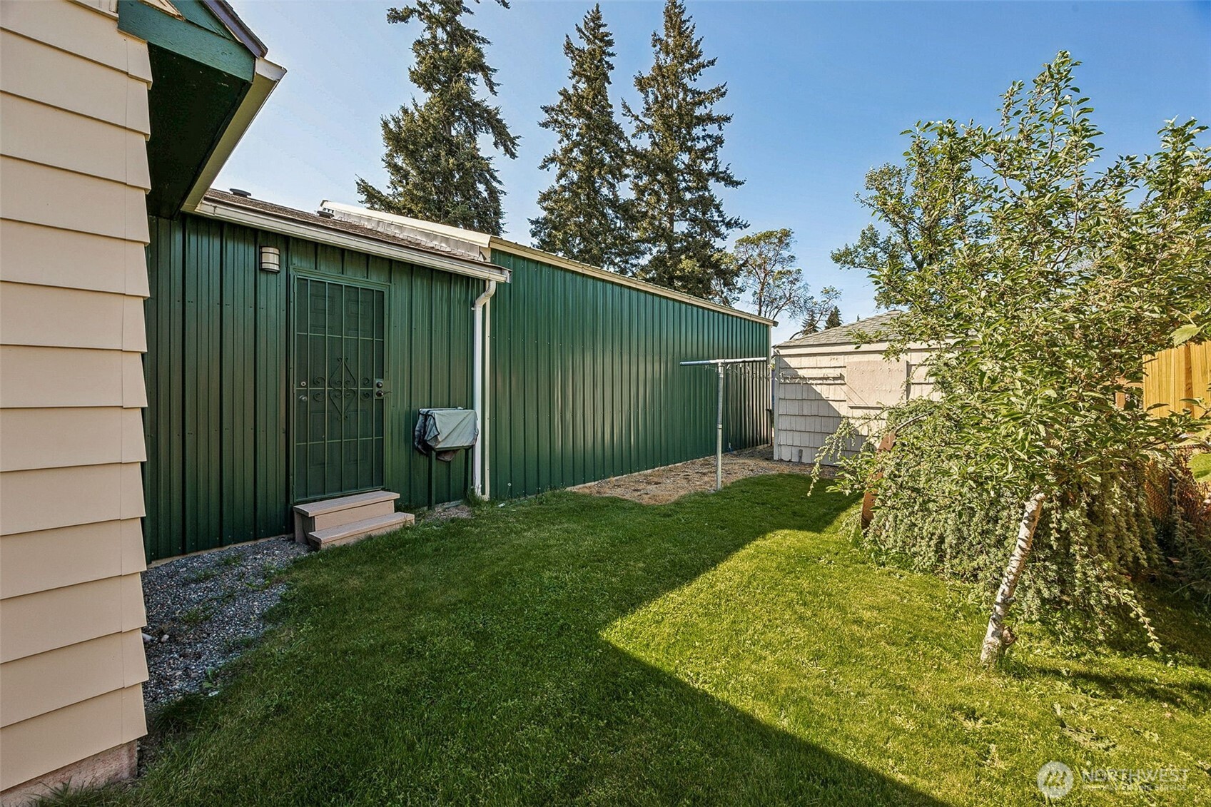 2207 E George Street , Tacoma, WA 98404-4722