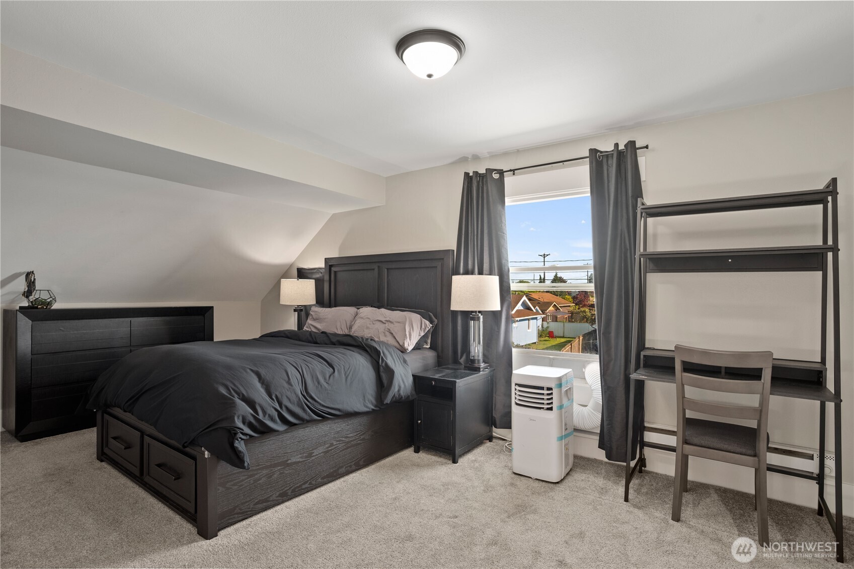 706 S 58th Street , Tacoma, WA 98408