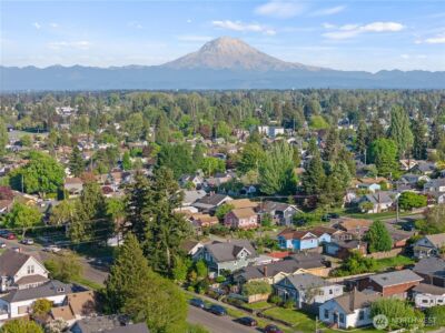 706 S 58th Street , Tacoma, WA 98408 - Photo 3