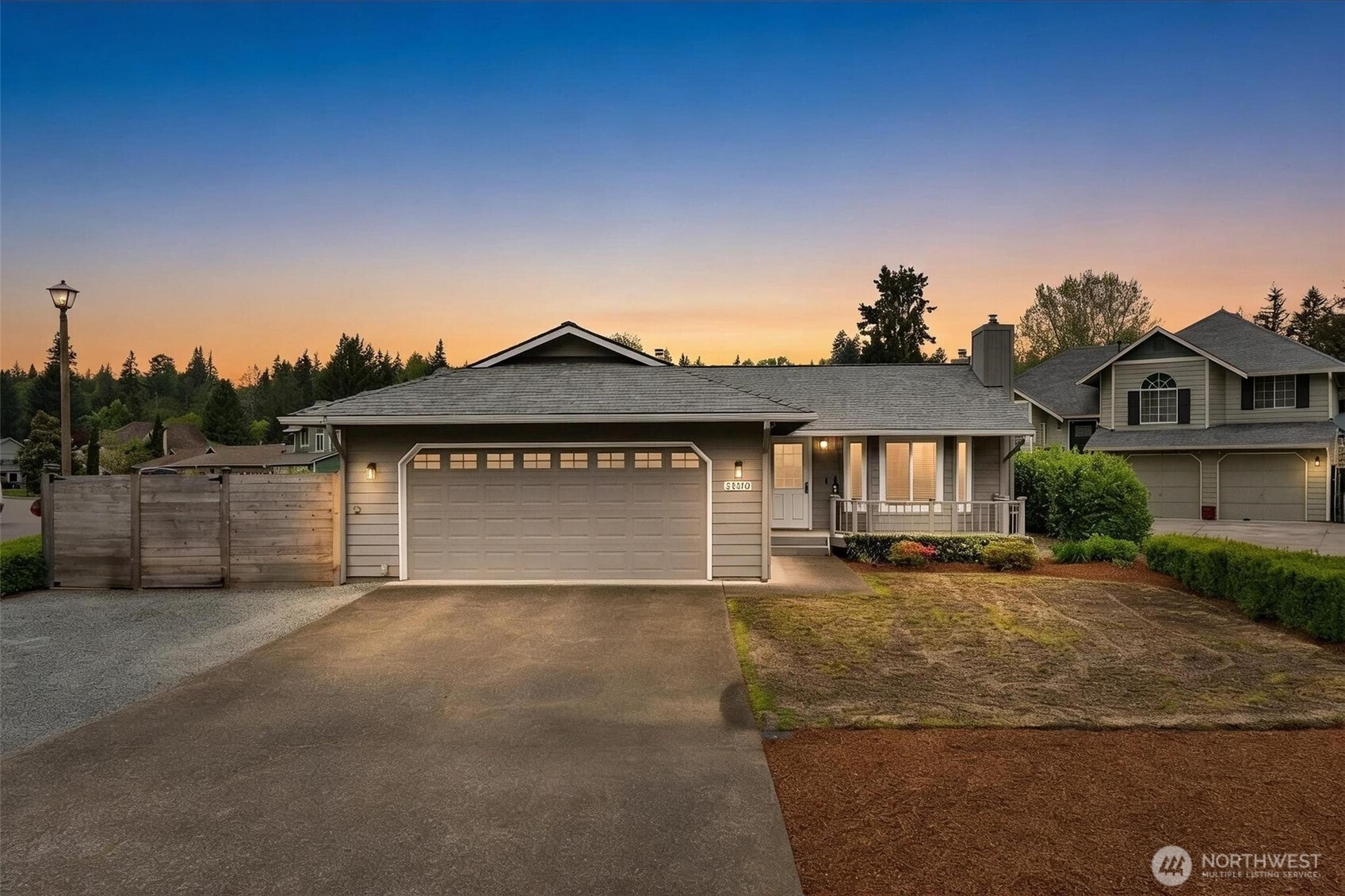 21910 SE 239th Street , Maple Valley, WA 98038