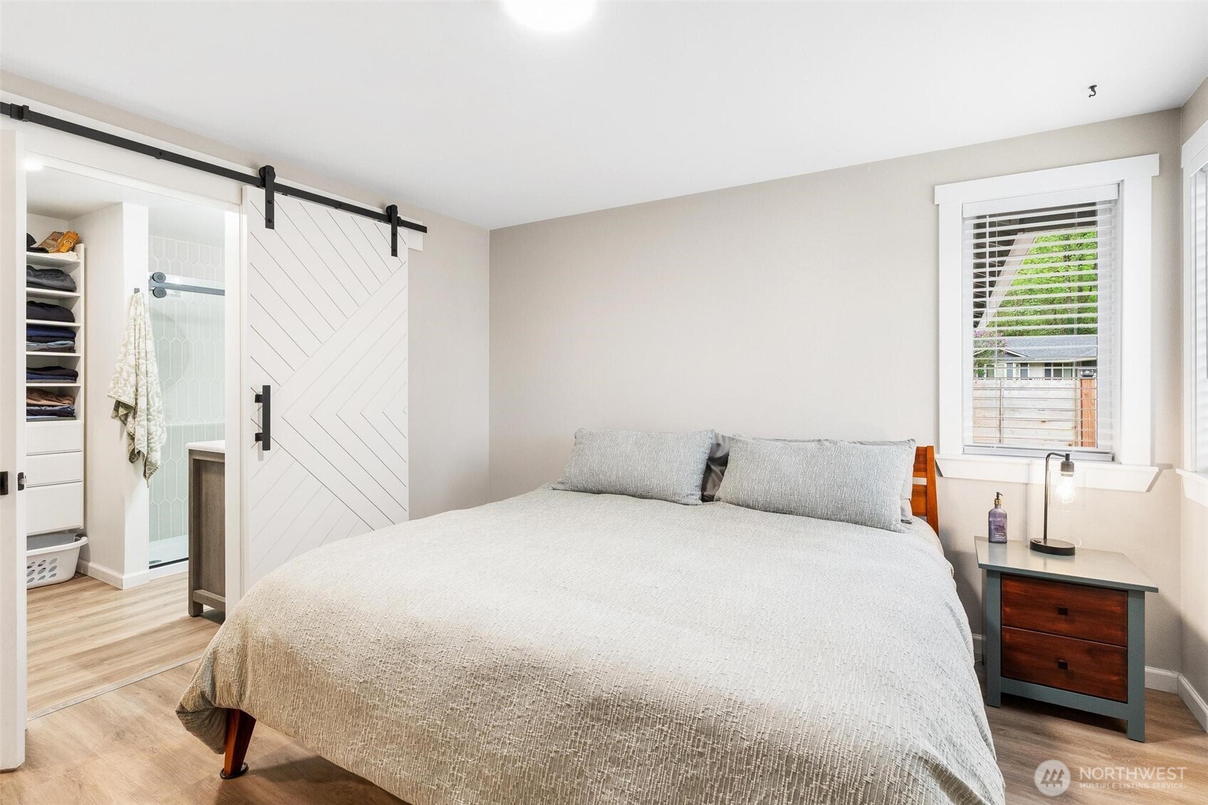 21910 SE 239th Street , Maple Valley, WA 98038