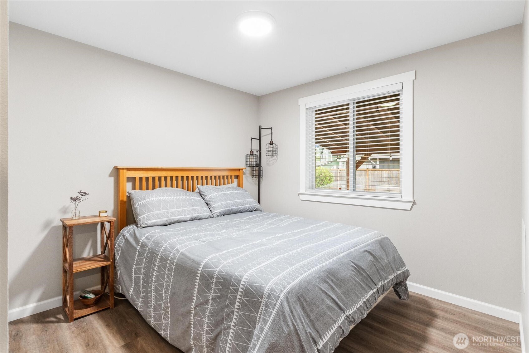 21910 SE 239th Street , Maple Valley, WA 98038
