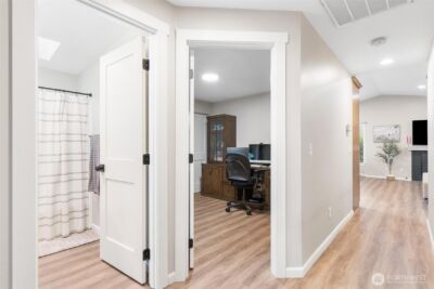 21910 SE 239th Street , Maple Valley, WA 98038 - Photo 18