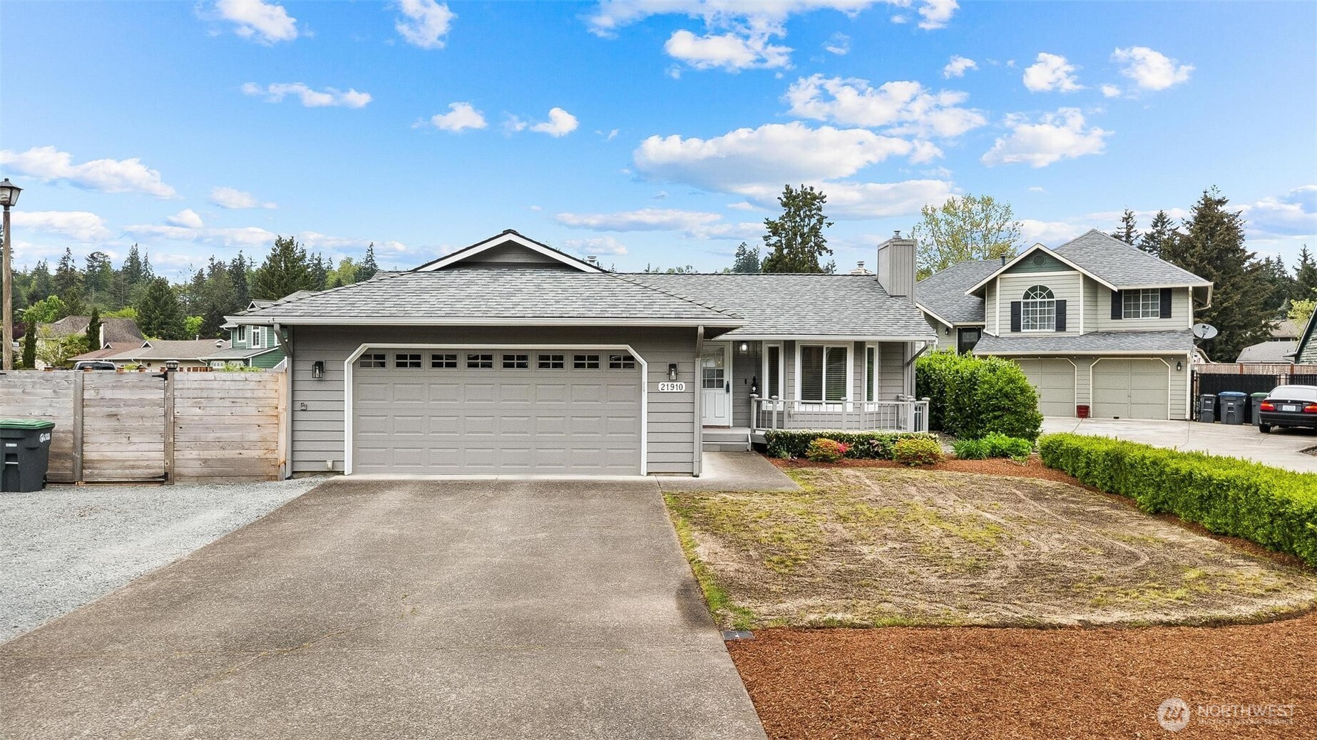 21910 SE 239th Street , Maple Valley, WA 98038