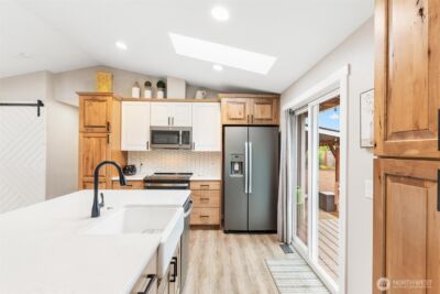 21910 SE 239th Street , Maple Valley, WA 98038 - Photo 7