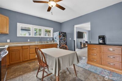 1203 W Main St , Centralia, WA 98531 - Photo 16