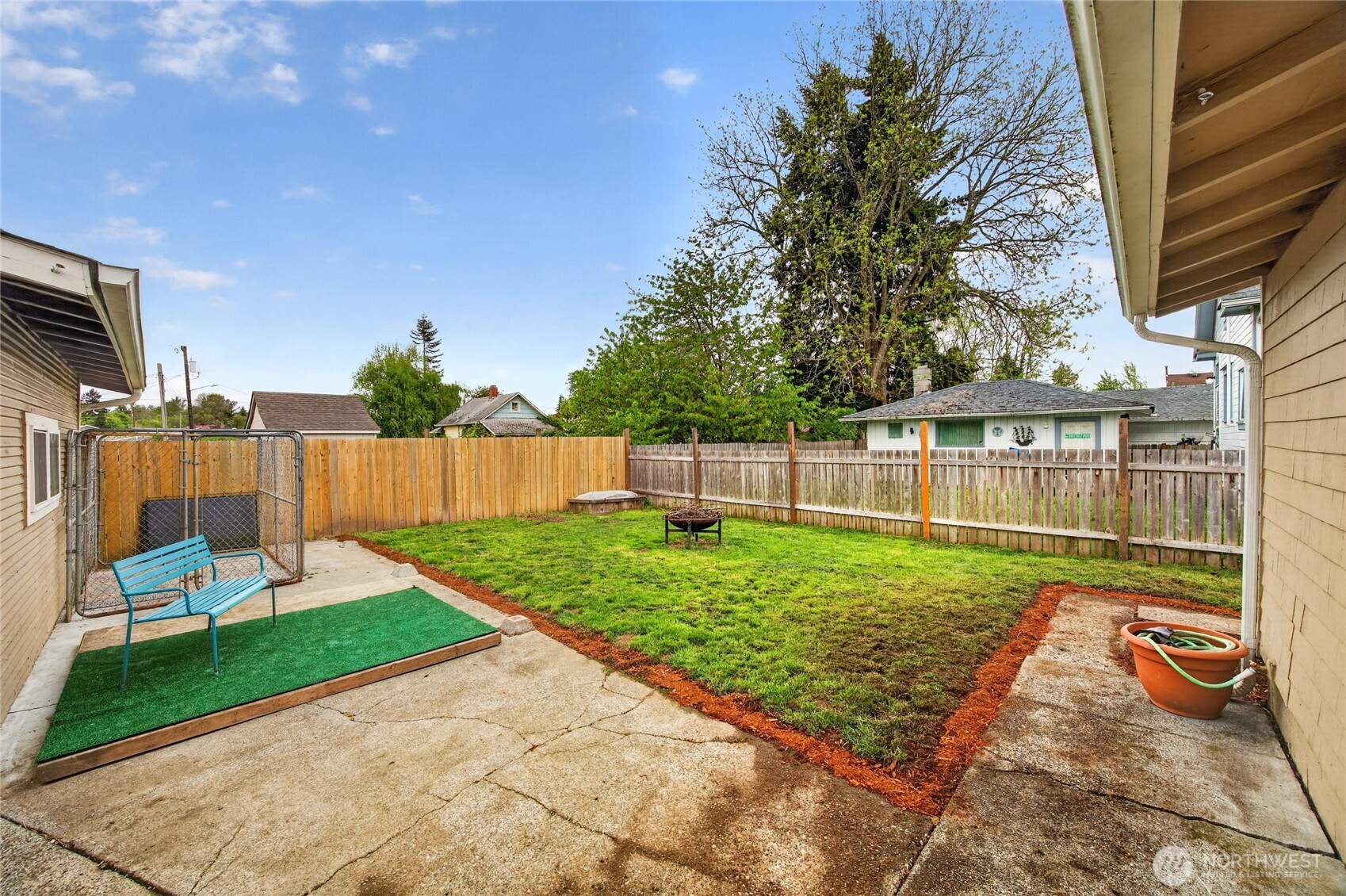 1203 W Main St , Centralia, WA 98531