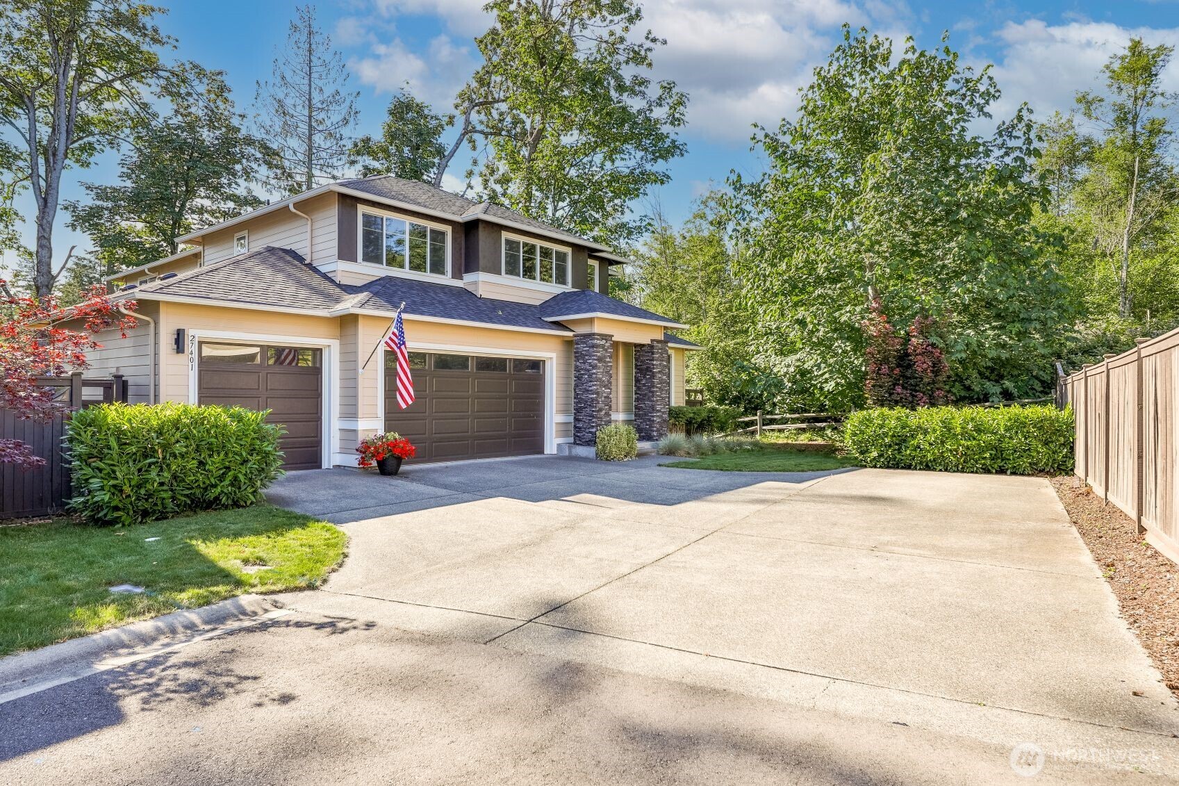 27401 243rd Place SE, Maple Valley, WA 98038