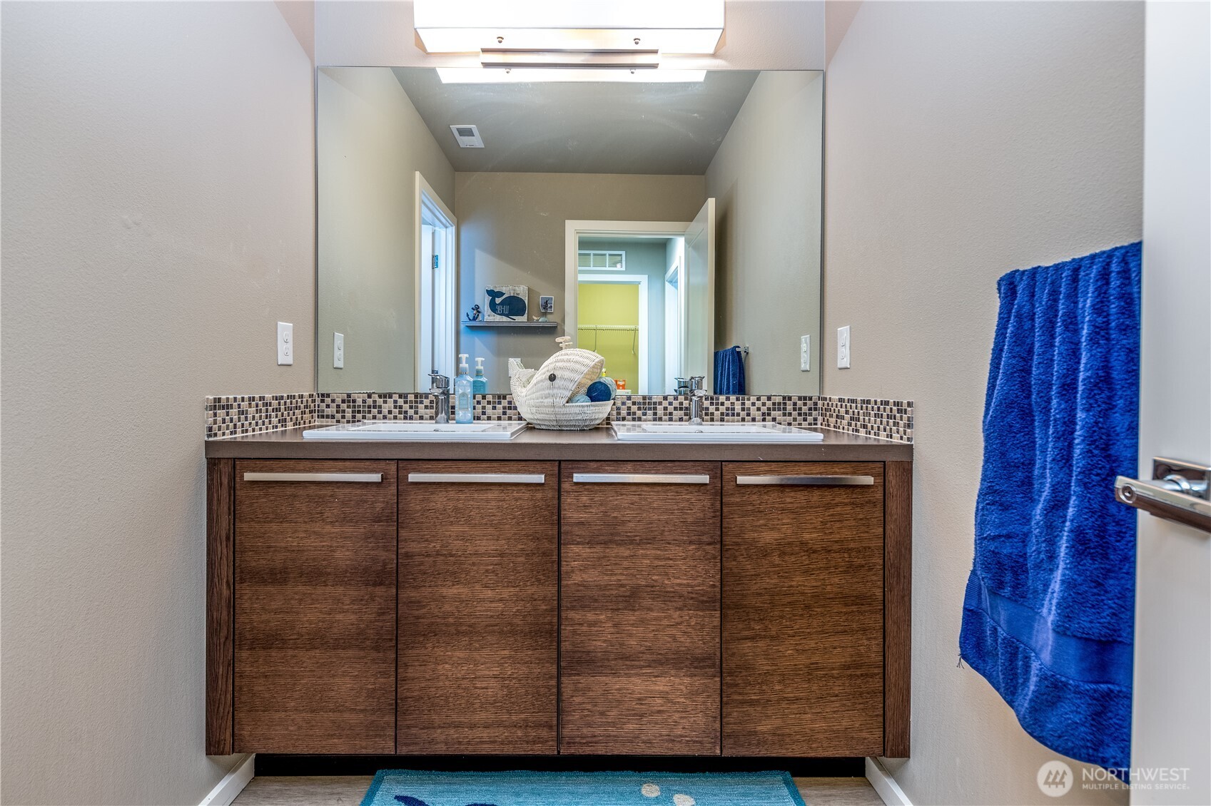 27401 243rd Place SE, Maple Valley, WA 98038