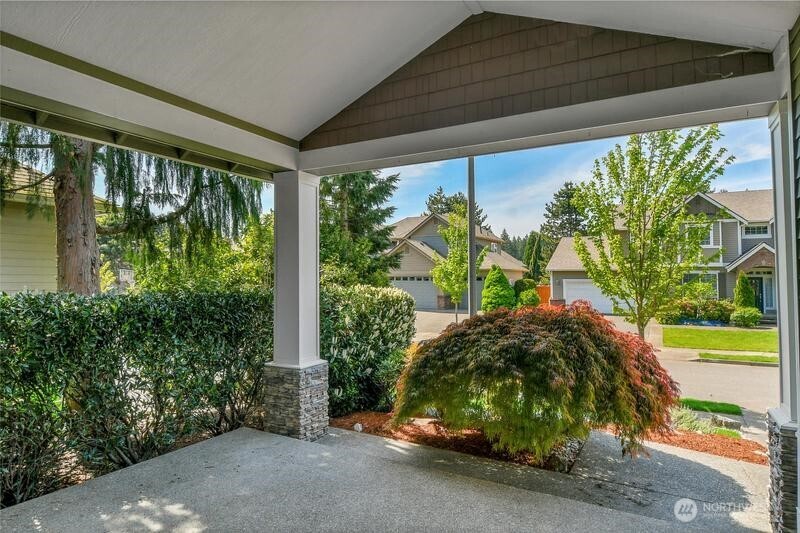 23914 231st Place SE, Maple Valley, WA 98038