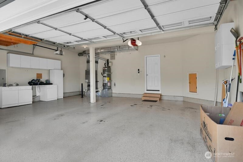 23914 231st Place SE, Maple Valley, WA 98038