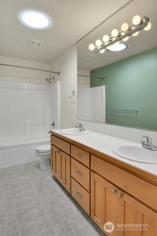 23914 231st Place SE, Maple Valley, WA 98038