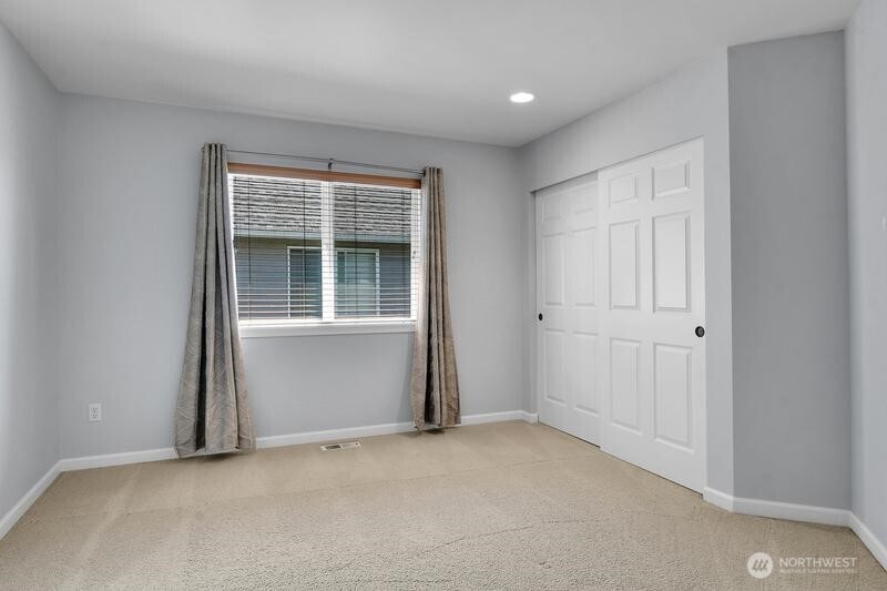 23914 231st Place SE, Maple Valley, WA 98038