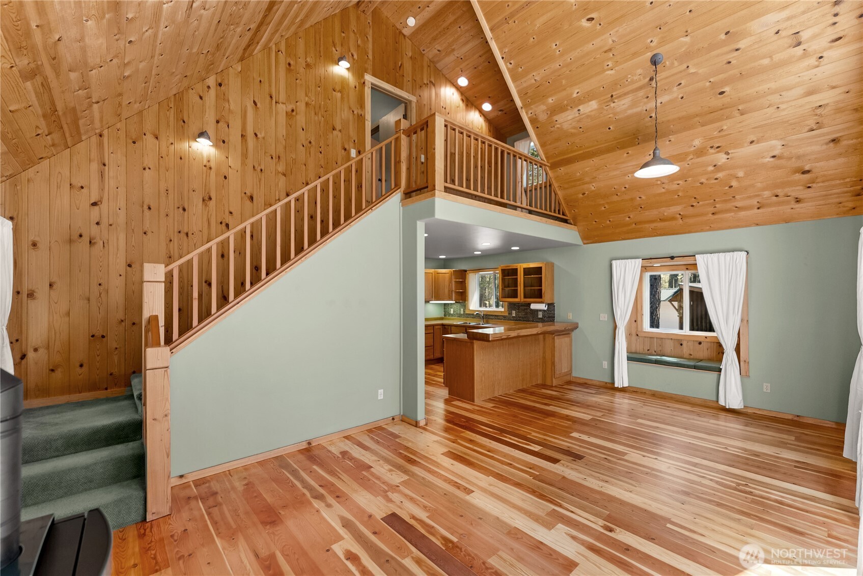 651 Lost River Rd , Mazama, WA 98833