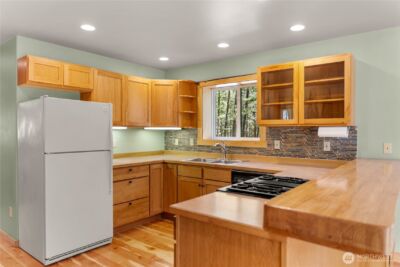 651 Lost River Rd , Mazama, WA 98833 - Photo 14