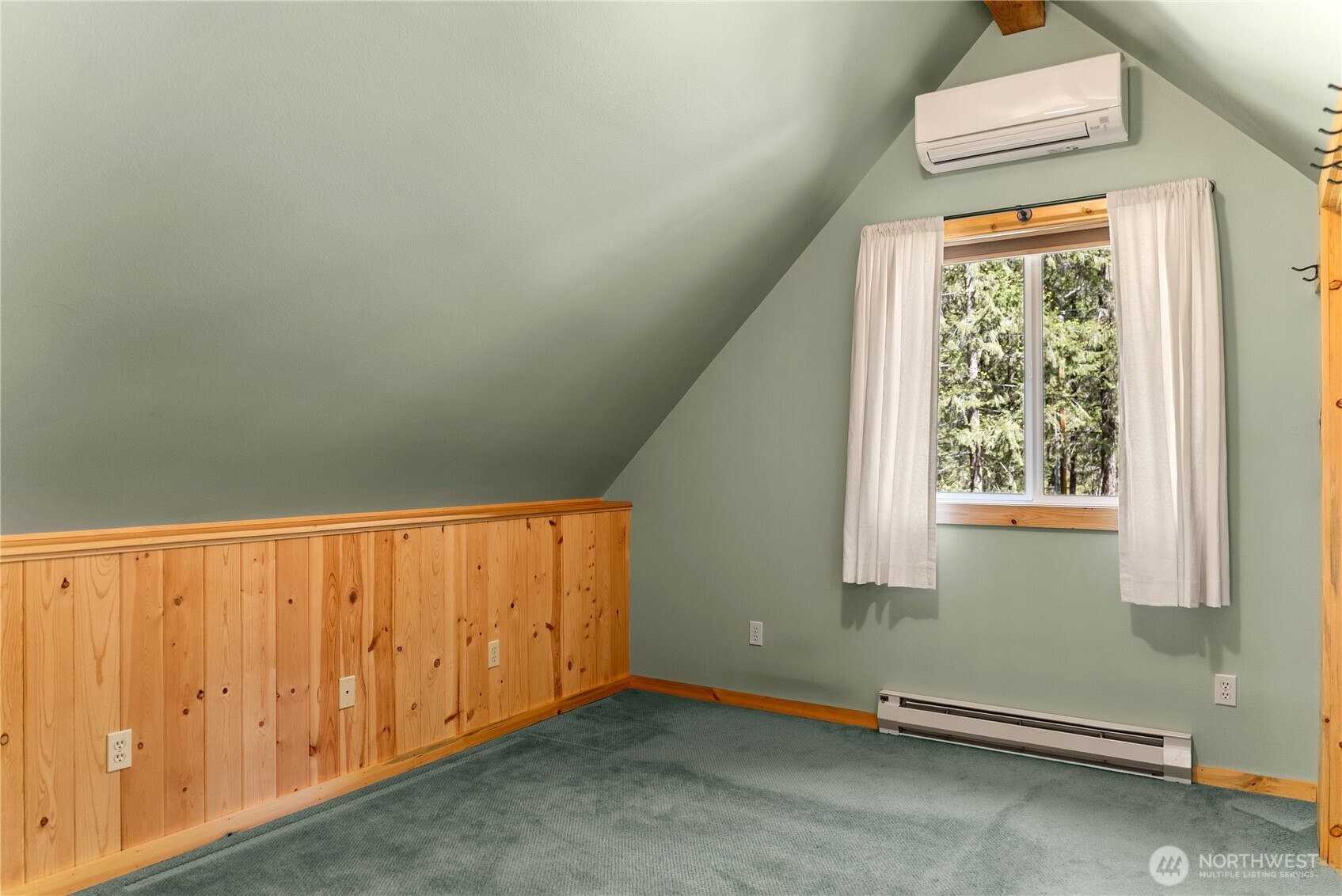 651 Lost River Rd , Mazama, WA 98833