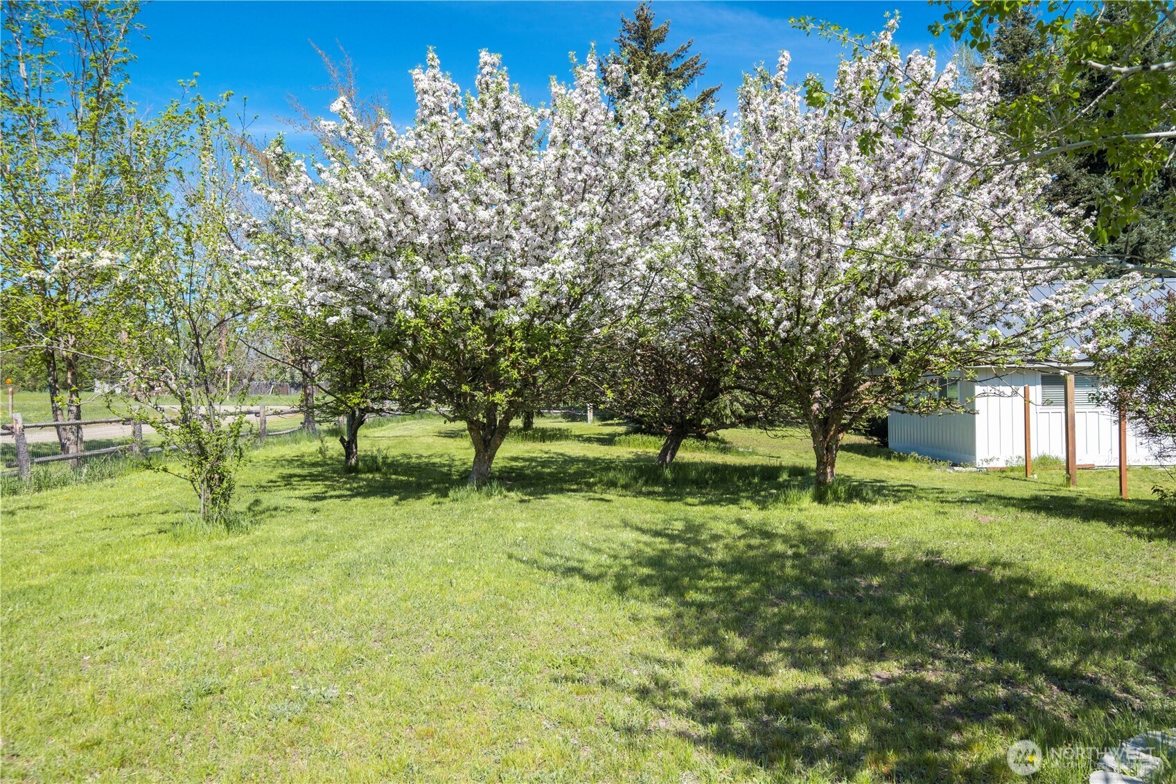 120 Three Lakes Road , Cle Elum, WA 98922