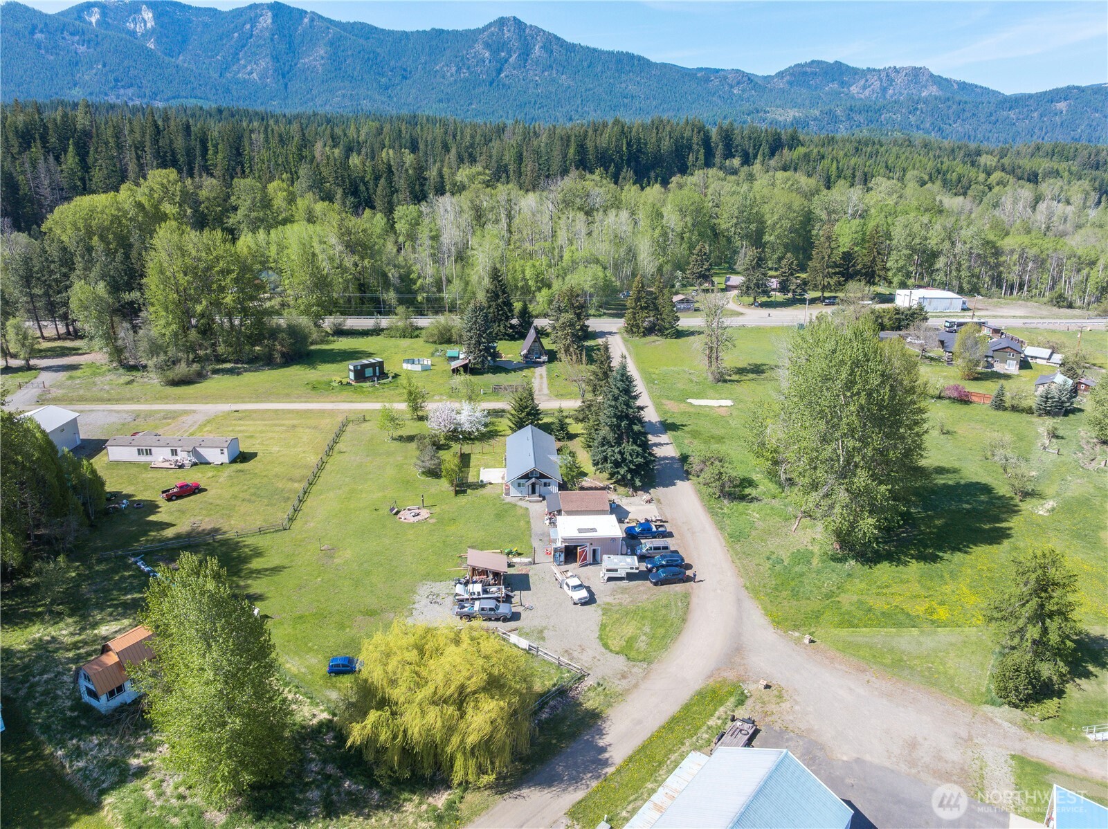 120 Three Lakes Road , Cle Elum, WA 98922