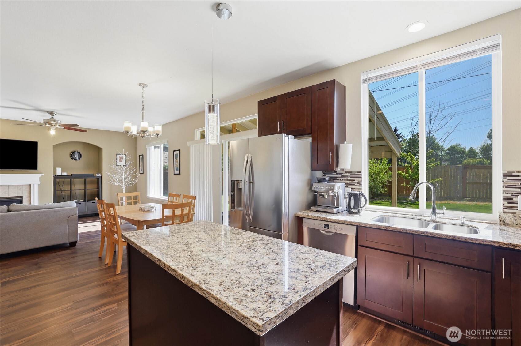 34516 16th Avenue SW, Federal Way, WA 98023