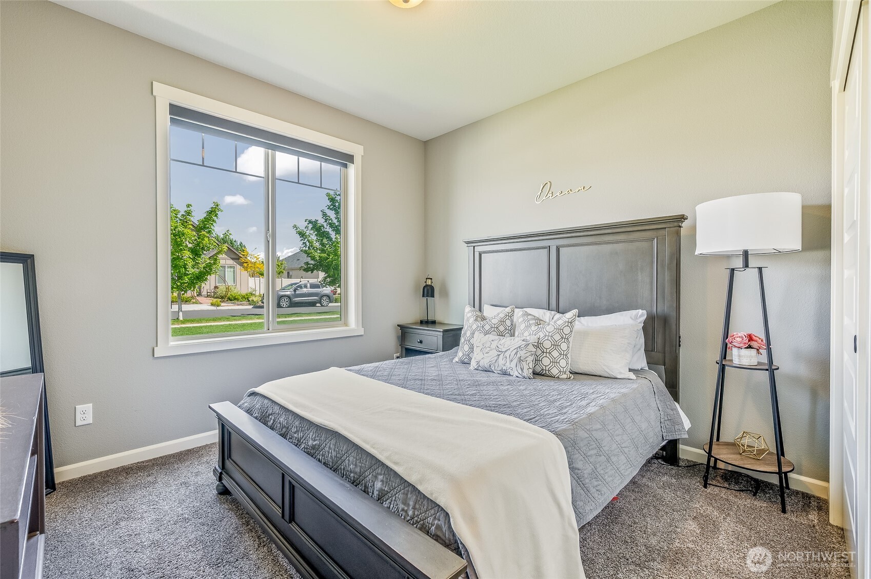4605 E Thrush St , Moses Lake, WA 98837