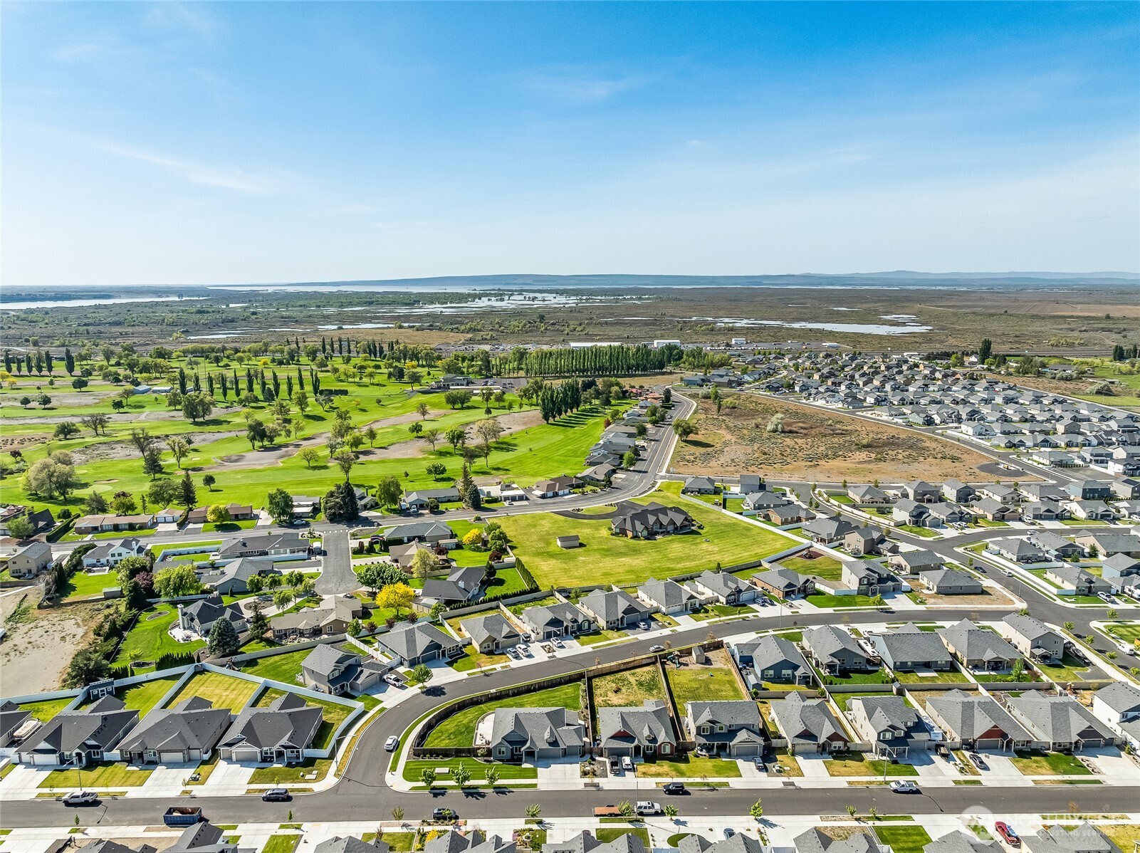 4605 E Thrush St , Moses Lake, WA 98837