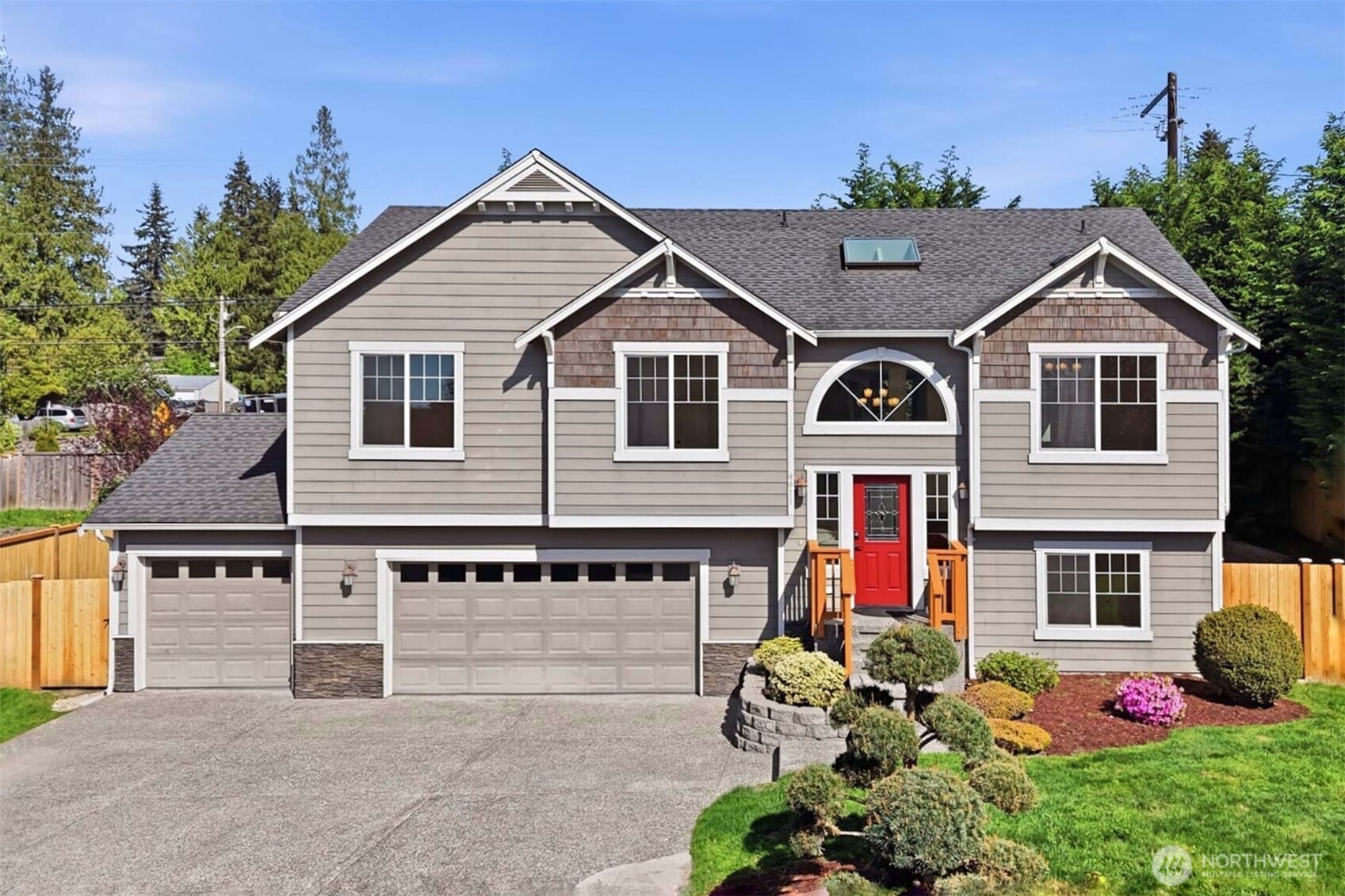 4411 172nd Place SW, Lynnwood, WA 98037