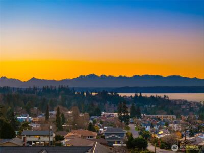 1108 9th Avenue S, Edmonds, WA 98020 - Photo 1