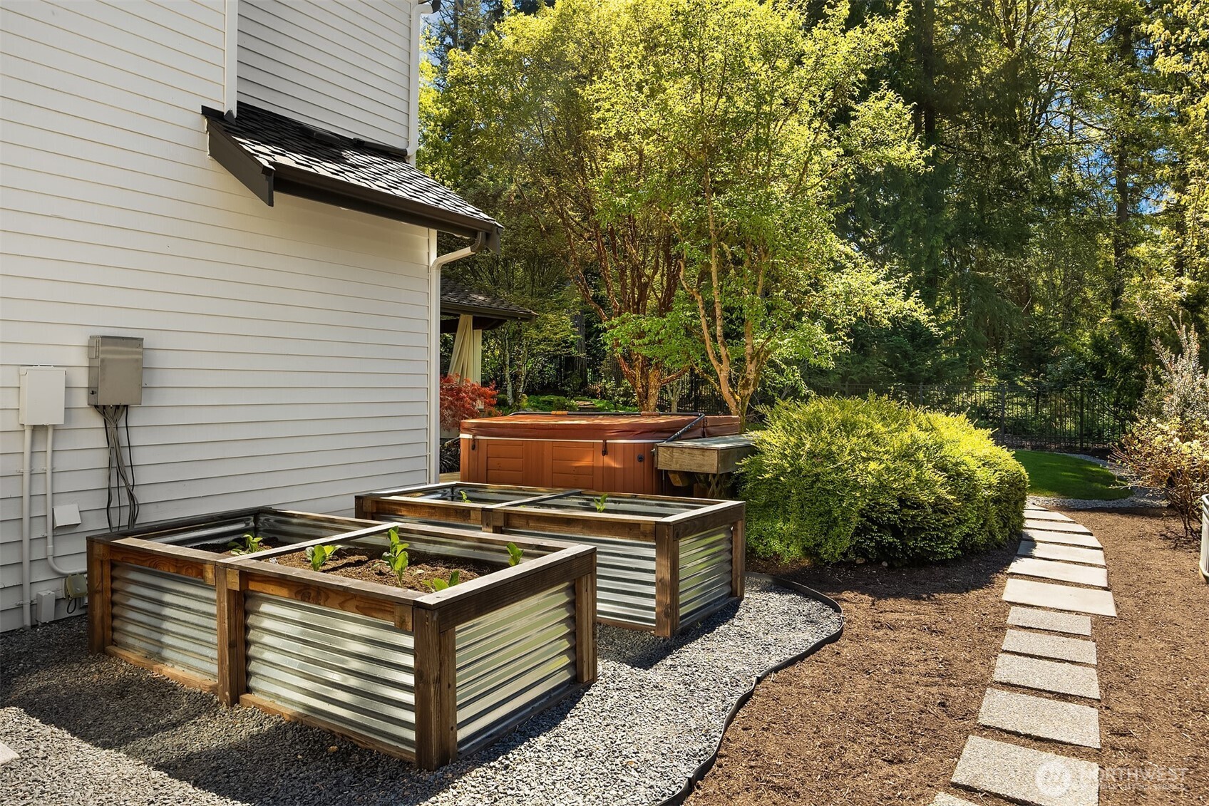 26817 SE 22nd Way , Sammamish, WA 98075