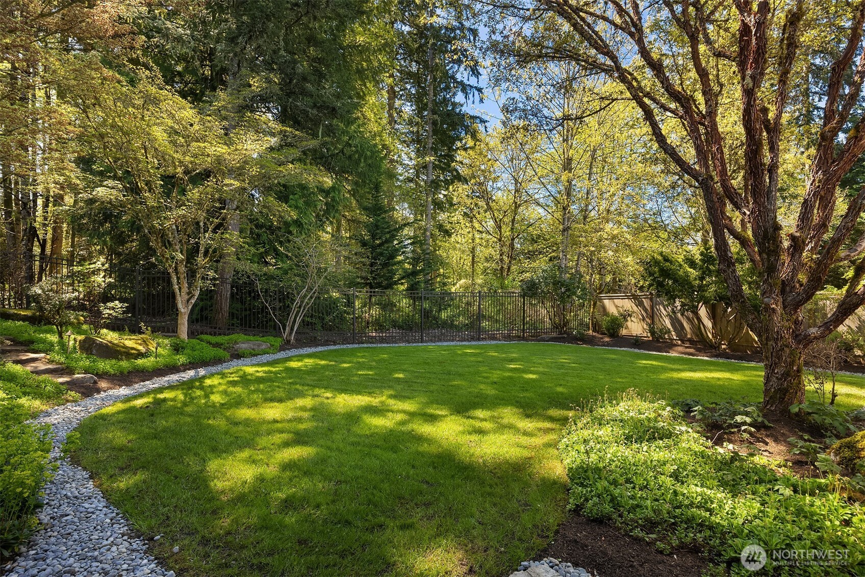 26817 SE 22nd Way , Sammamish, WA 98075