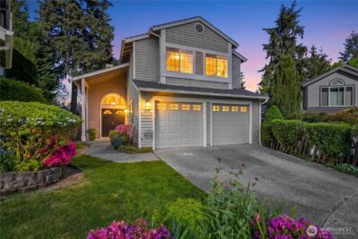 12818 NE 203rd Place , Bothell, WA 98011