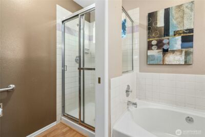 12818 NE 203rd Place , Bothell, WA 98011 - Photo 17