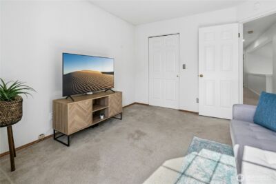 12818 NE 203rd Place , Bothell, WA 98011 - Photo 20
