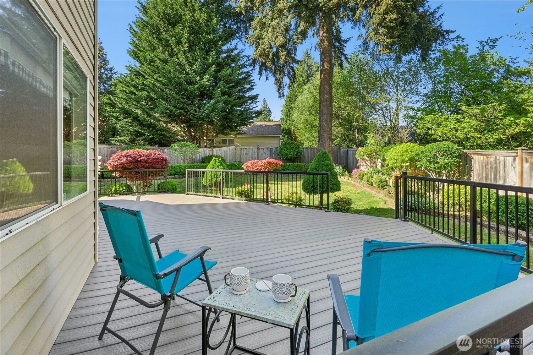 12818 NE 203rd Place , Bothell, WA 98011