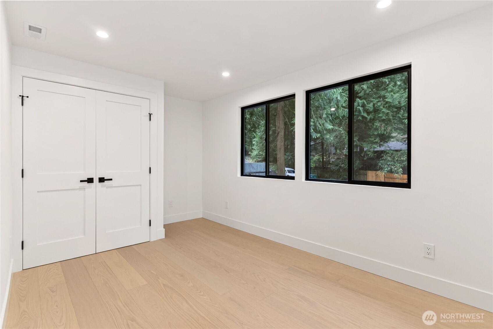 22911 57th Avenue NW, Woodinville, WA 98072