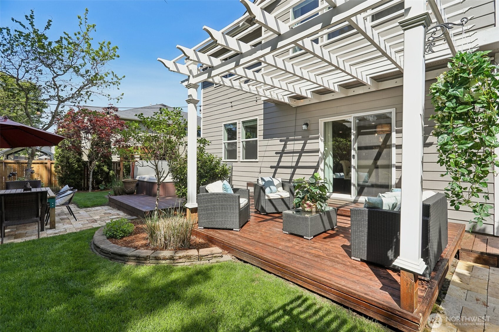 22891 SE 263rd Street , Maple Valley, WA 98038