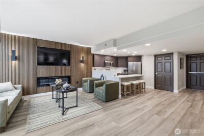 177 107th Avenue NE #1204, Bellevue, WA 98004 - Photo 16